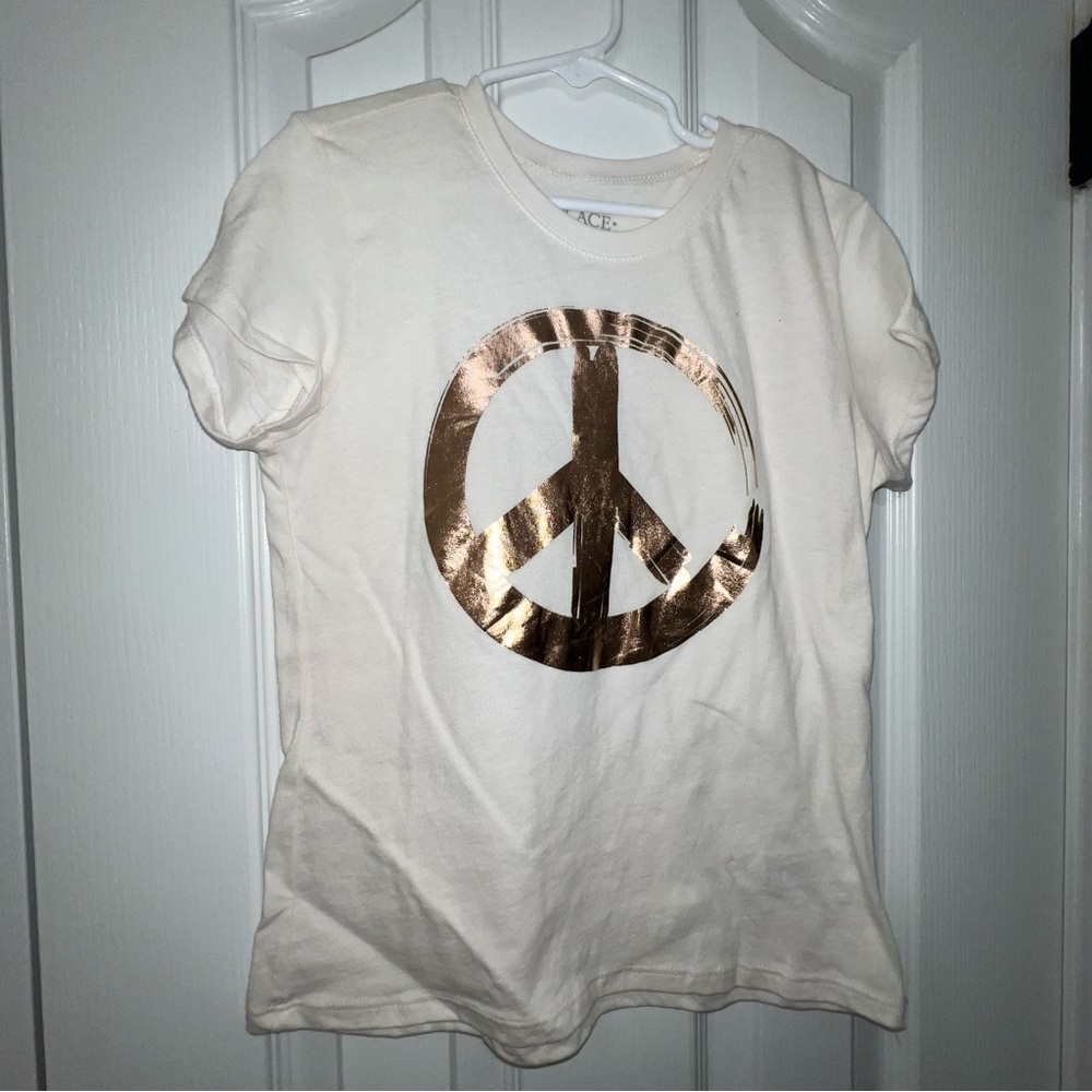 Place Cream and Gold Peace Sign Kids T-Shirt